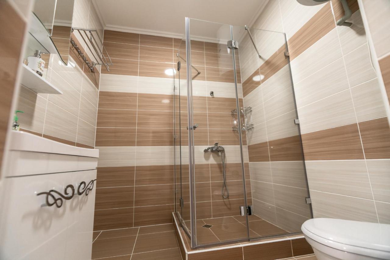Mixx Hotel Каракол Экстерьер фото