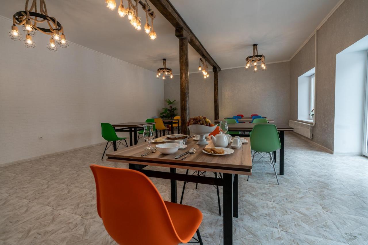 Mixx Hotel Каракол Экстерьер фото