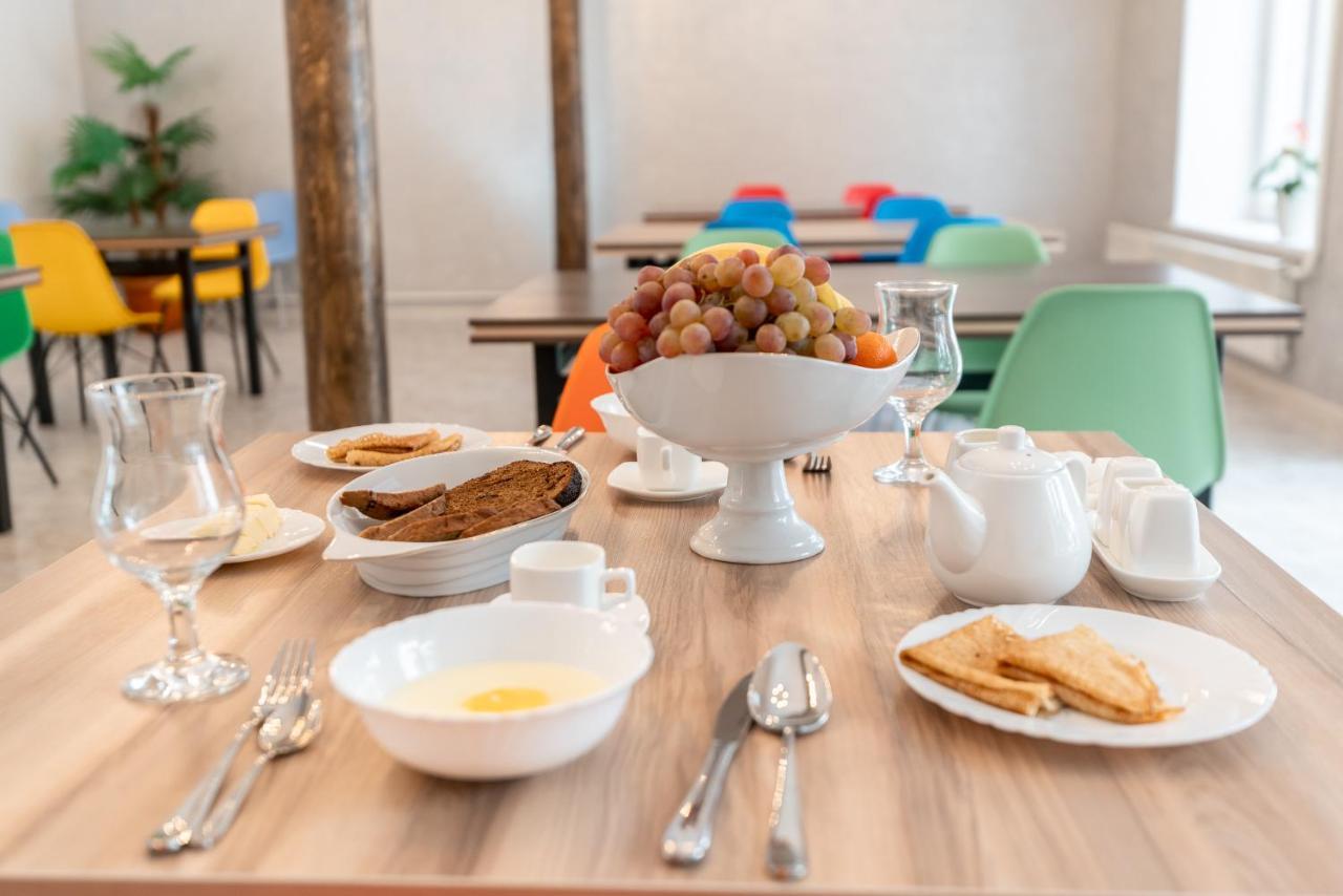 Mixx Hotel Каракол Экстерьер фото