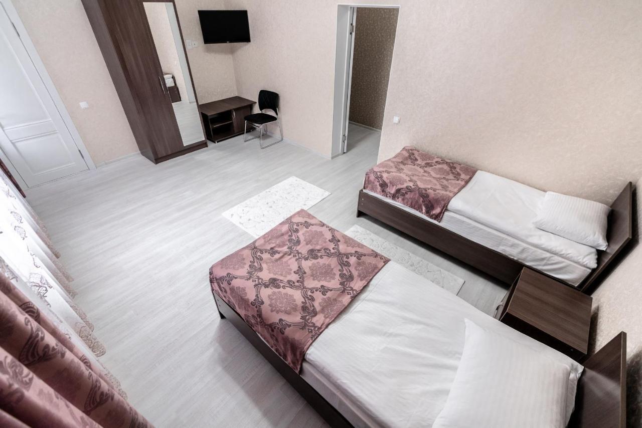 Mixx Hotel Каракол Экстерьер фото