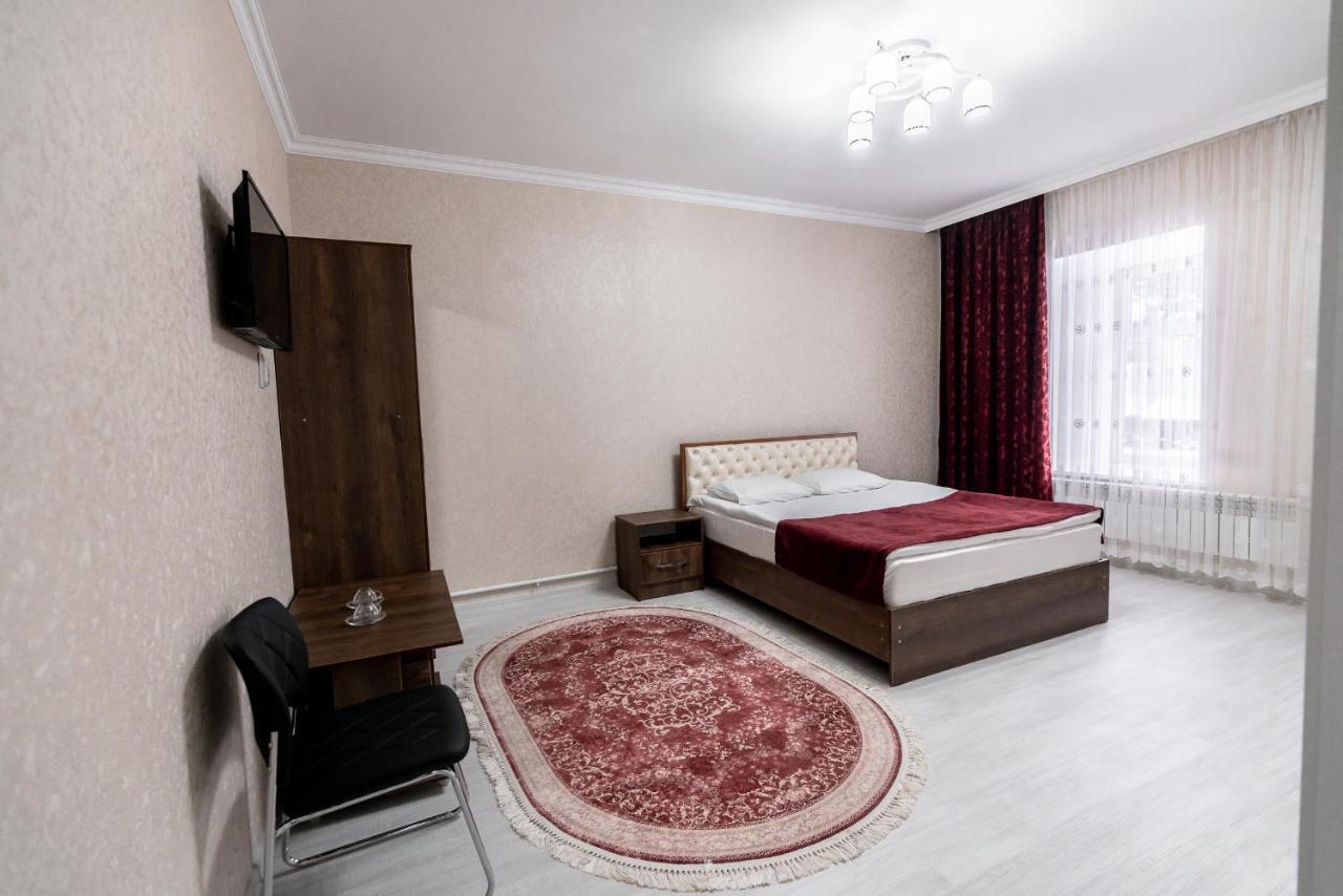 Mixx Hotel Каракол Экстерьер фото